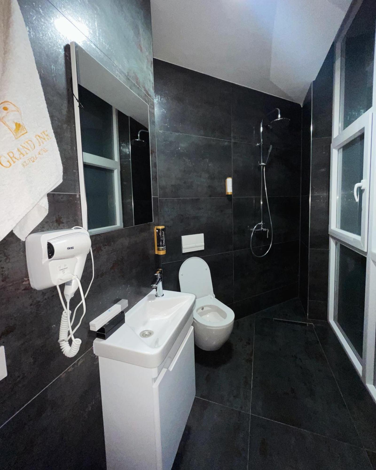 Grand Jnk Boutique Hotel Kukes المظهر الخارجي الصورة