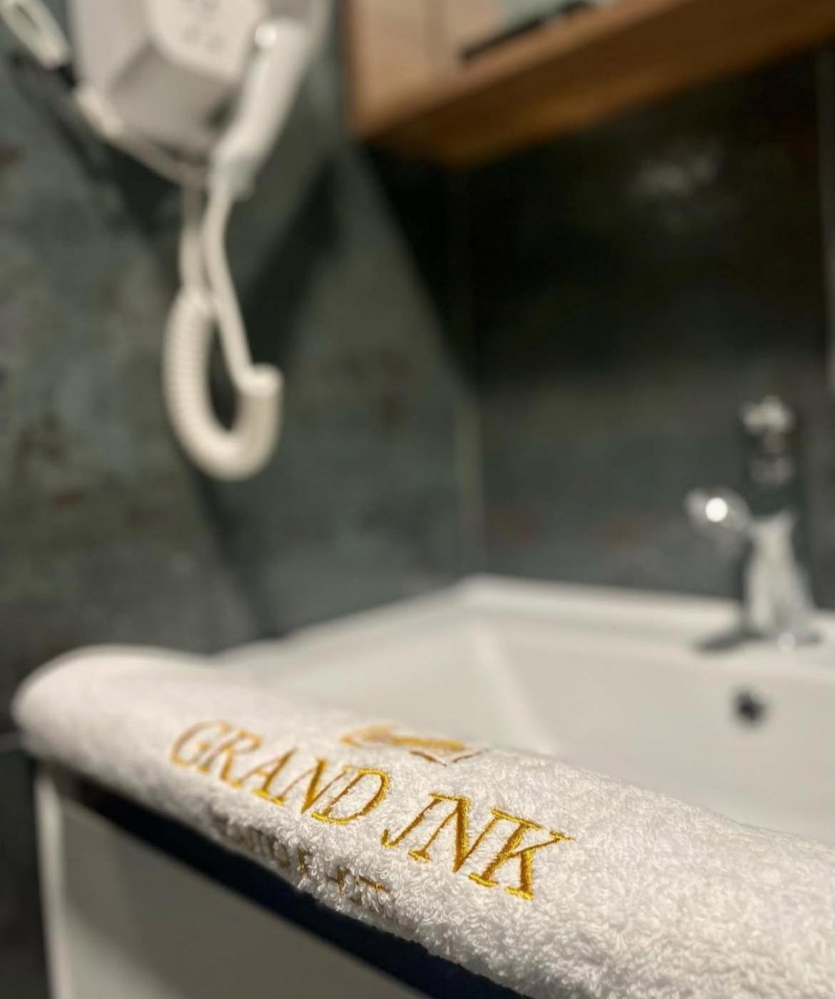 Grand Jnk Boutique Hotel Kukes المظهر الخارجي الصورة